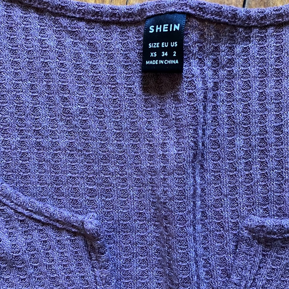 Dress. - Picture 2 of 3